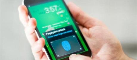 Samsung prepara il suo Touch ID per il Galaxy S6