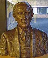 Il busto celebrativo di J.R.R. Tolkien dello scultore Steve Paterson in serie limitata - copia n. 2 di 50