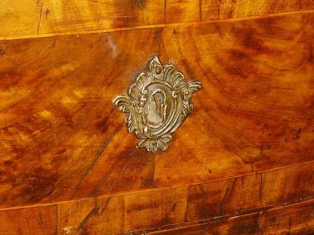 Secondo Quaderno di restauro: i segreti dei mobili Luigi XV