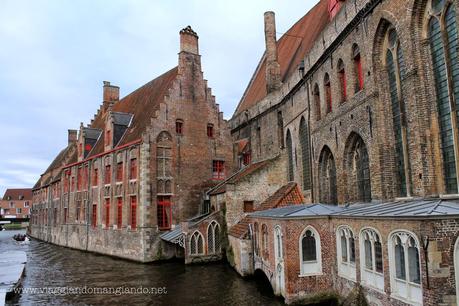 BRUGES & BRUXELLES, TRA CHOCOLAT & FRITES!