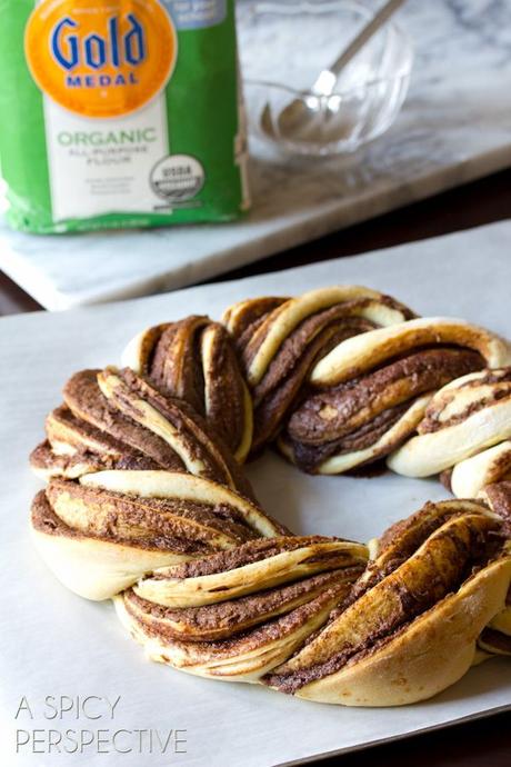 Pasta sfoglia con la nutella corona di pasta sfoglia e nutella