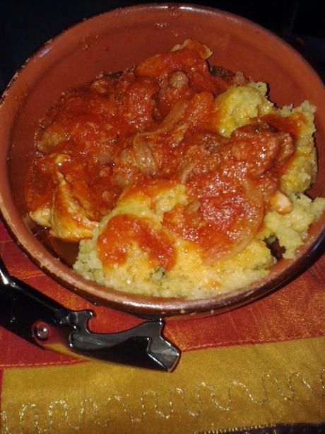 Turkey and susages with polenta, my recipe. La mia ricetta di polenta con salsicce e tacchinio