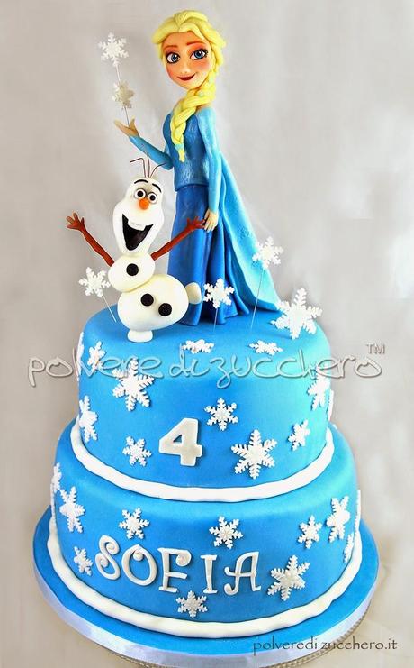 frozen elsa disney pasta di zucchero torta decorata cake design polvere di zucchero