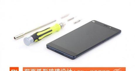 Xiaomi-Mi-Note-Disassembled (1)