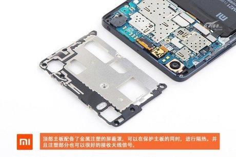 Xiaomi-Mi-Note-Disassembled