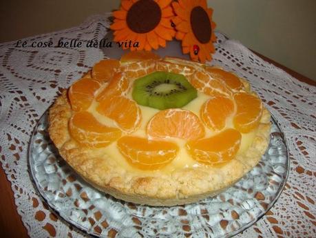 Crostata alla frutta con crema profumata al limone