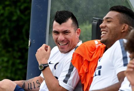 Medel: ”I primi mesi qui complicati, ma sono sicuro alla fine sara’ Cl, Ruolo? Dico che..”