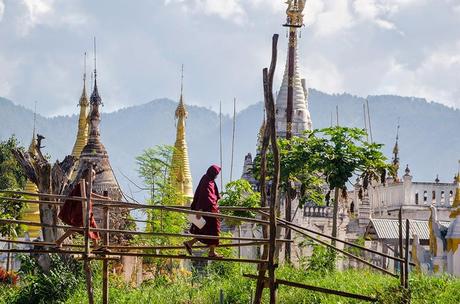 In barca sul lago Inle