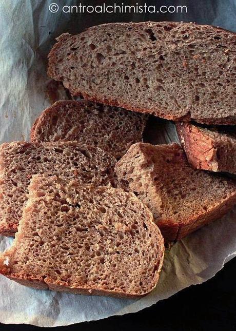 Bauernbrot (pane integrale) nella Slow Cooker