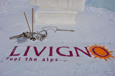 LIVIGNO (so).Vania Cusini vince il Festival russo di sculture di neve con “Storie italiane”.