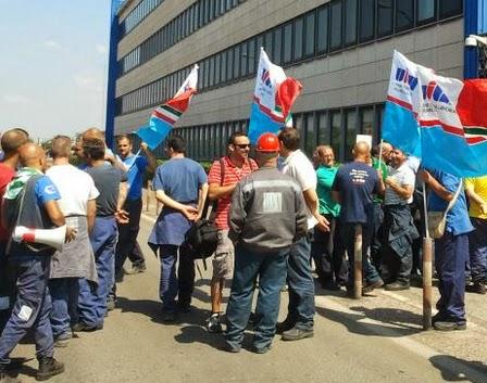 TARANTO. Pronto anche alla protesta in piazza a sostegno delle aziende dell'indotto dell’Ilva