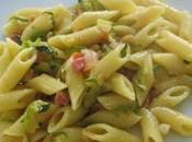 Mezze penne speck, zucchine pinoli