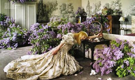 Never ending love stories: Tim Walker and his fairy photography!