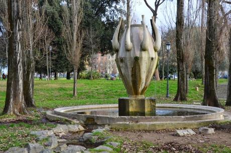 Siringhe, portafogli rubati, immondizie dovunque. Ecco come Alfio Marchini ha pulito il Parco della Resistenza con i suoi volontari