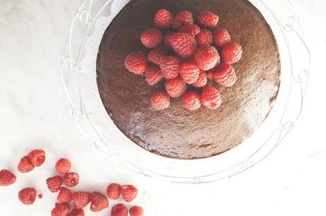 Torta al cioccolato con ricotta e lamponi 4