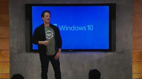 Phil Spencer si presenta all'evento Windows 10 con la maglia di Battletoads