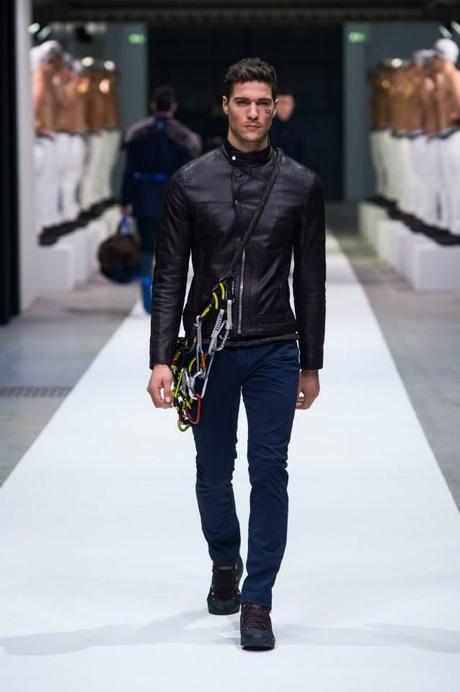 DIRK BIKKEMBERGS AW15 MILAN FASHION WEEK 2015 UMAN BODIES