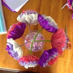 Fiore di carta velina al suo termine