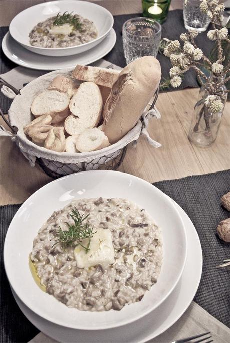 L’INVERNO NEL PIATTO: RISOTTO ALL’ONDA DI RADICCHIO E SALSICCIA CON QUADRATO DI TALEGGIO