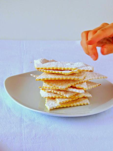 Le chiacchiere al forno, senza glutine