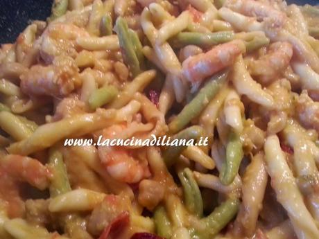 Pasta con Ceci e Gamberi