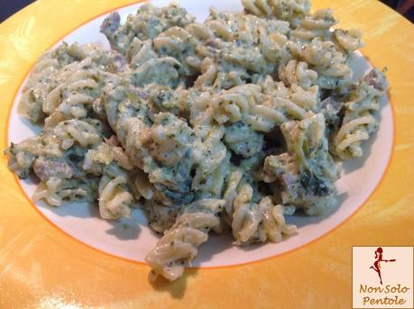 Fusilli con: broccoletti,salsiccia e panna