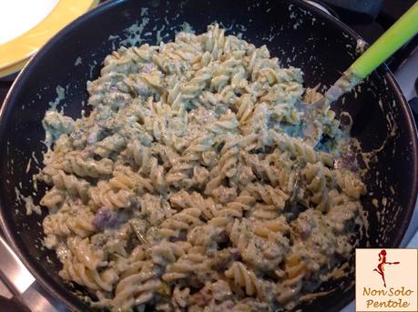 Fusilli con: broccoletti,salsiccia e panna