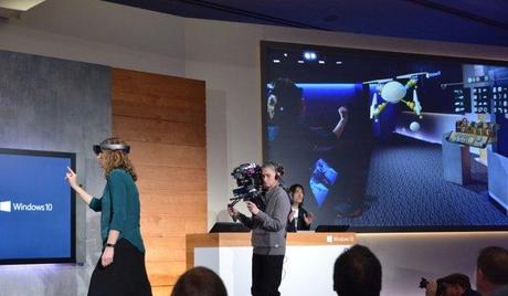 Microsoft guarda al futuro con Project HoloLens
