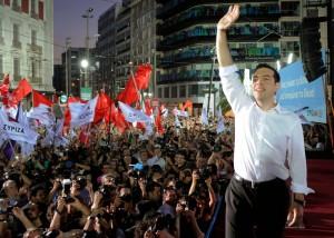 Alexis Tsipras, ieri sera in piazza Omonia ad Atene (newscity1.net)