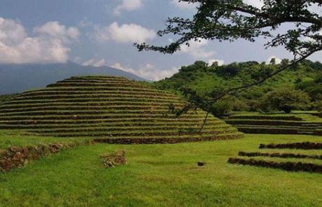 piramide-circolare-bolivia