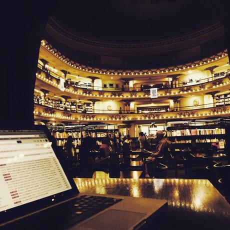 L'ufficio a El Ateneo - foto di Enrico Ratto