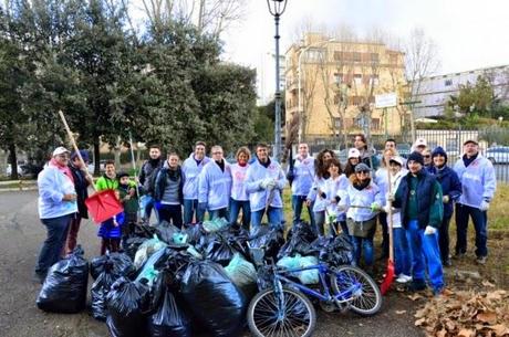 'Armati' di scope e rastrelli per ripulire Parco della Resistenza!