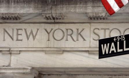 Sale anche Wall Street