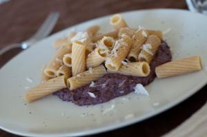 tortiglioni-radicchio-pere