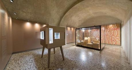M_museo-del-gioiello_sala-icone-e-futuro_credits-by-cosmo-laera