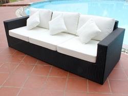 Divano in polyrattan nero