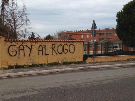 Finalmente il registro delle Unioni Civili a Roma. Ecco la reazione della città più cafona d'occidente