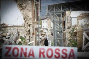 Onna, uno dei paesi piu' colpiti del terremoto del 6 aprile 2009