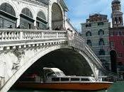 Venezia Scontro vaporetti Ponte Rialto