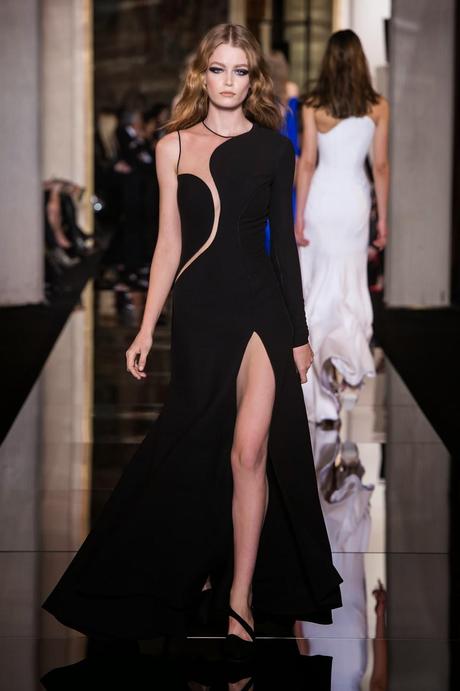 PFW: Atelier Versace apre la settimana della moda a Parigi