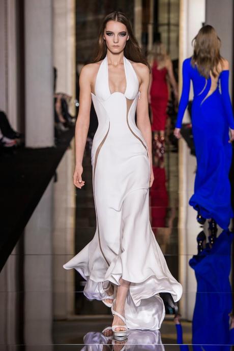 PFW: Atelier Versace apre la settimana della moda a Parigi