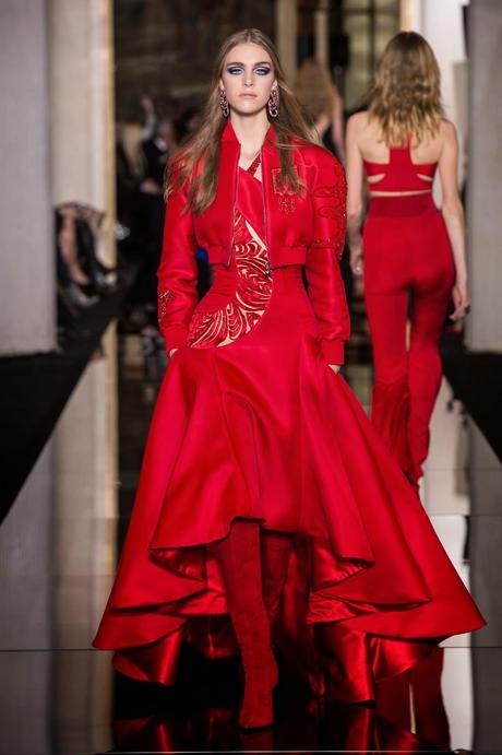 PFW: Atelier Versace apre la settimana della moda a Parigi