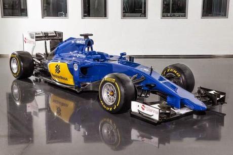 Presentata la nuova Sauber C34, in blu e giallo!