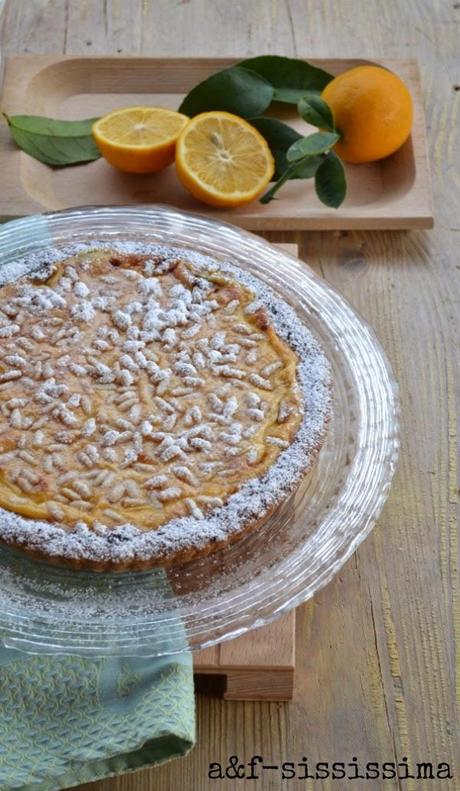 crostata con crema di limone e pinoli