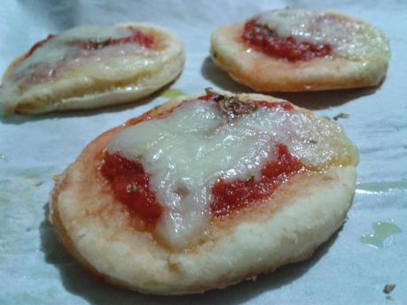 Le pizzette rapide allo yogurt greco