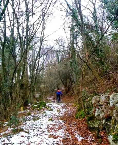 Cool abandoned places to explore on Mountain Bike (30/1, 2015)