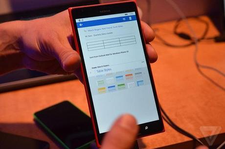 Windows 10 Phone  by theVerge | Word Integration into Outlook