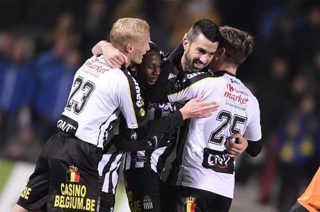 Jupiler League: il Kortrijk passeggia sul campo del Mouscron, Marinos consegna lo scontro diretto allo Charleroi