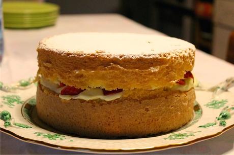 Pomeriggi in cucina tra chiacchiere, Maizena e Torta Paradiso