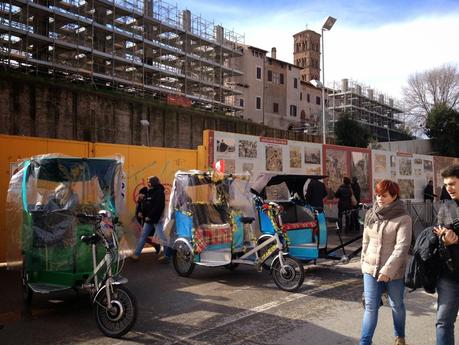 L'assurdità dei risciò ai Fori Imperiali (e non solo). Un problema che la città fa finta di non vedere. Ecco perché insistiamo